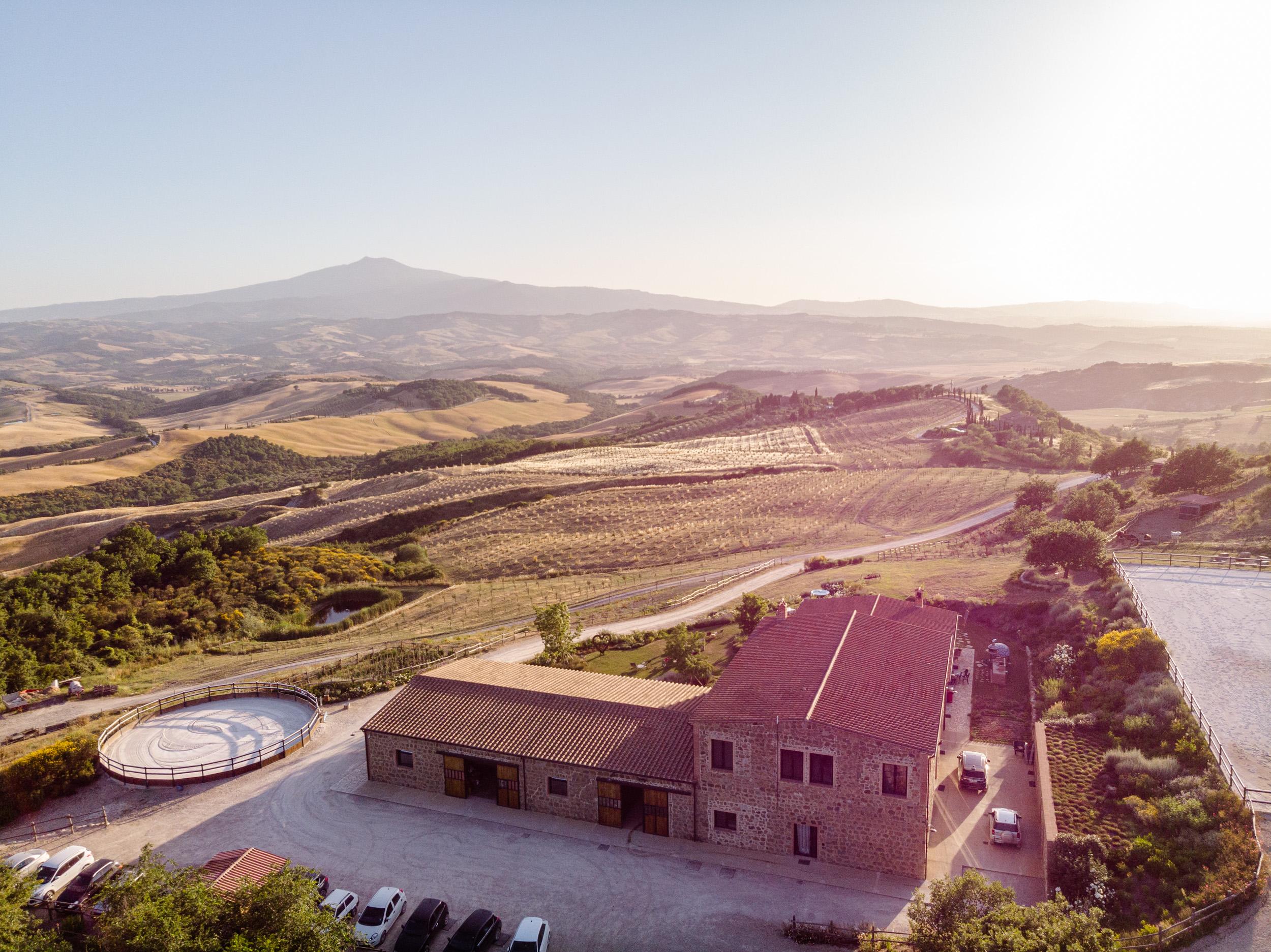 Podere Val D'Orcia - Tuscany Equestrian Sarteano Bagian luar foto